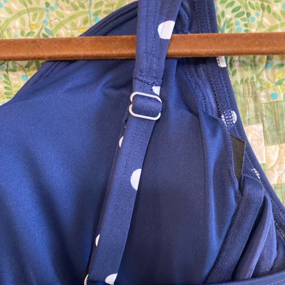 Lands End size 16 tankini top - Picture 3 of 5